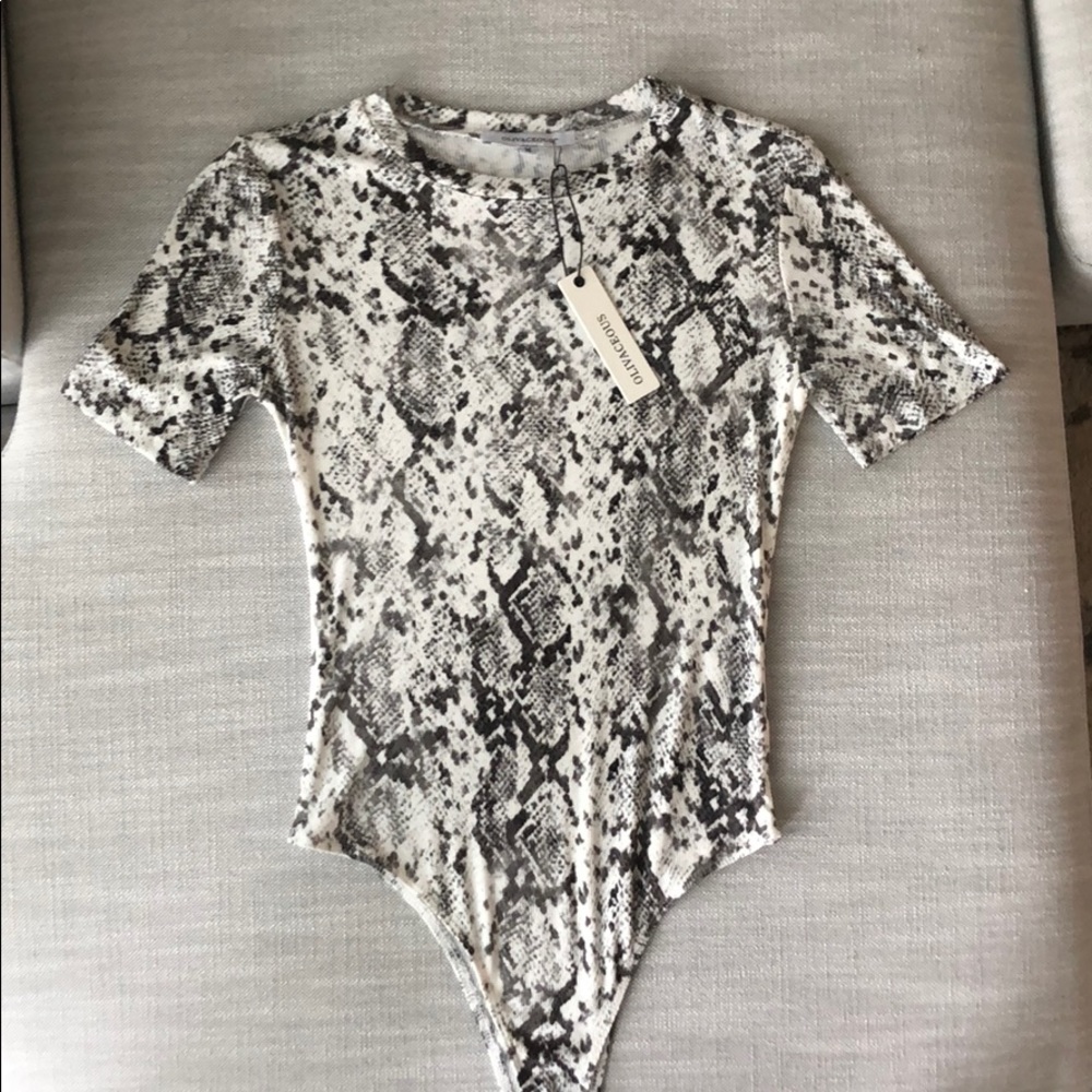 ⭐️ NWT Snakeskin Bodysuit ⭐️